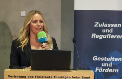 110925 Lokaljournalismus Kongress 165 C SEMMER