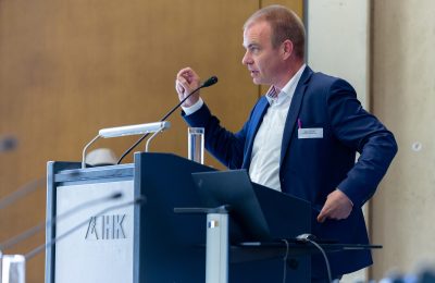 Malte Krückels am Pult