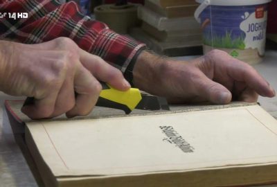 Wo Rücken wieder ganz werden - Restauration alter Bücher